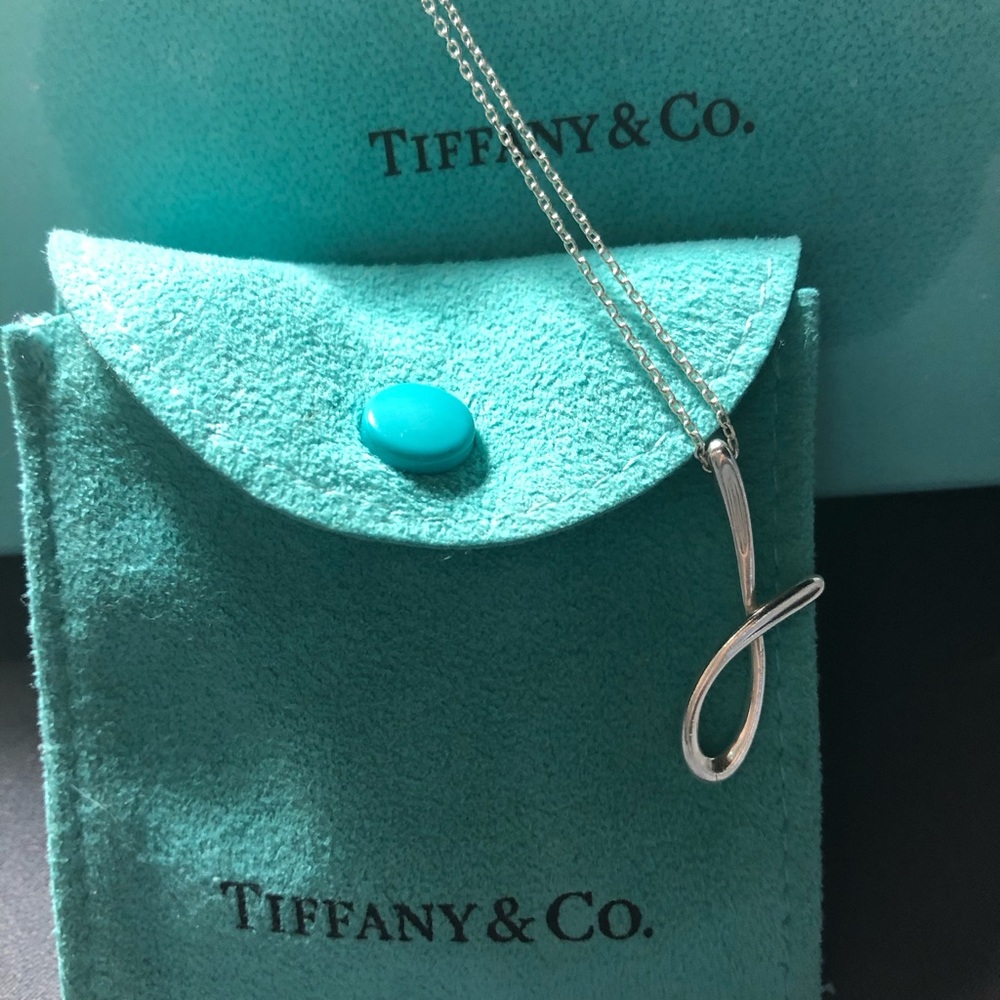 ✨ Authentic Tiffany & Co. J Initial necklace✨